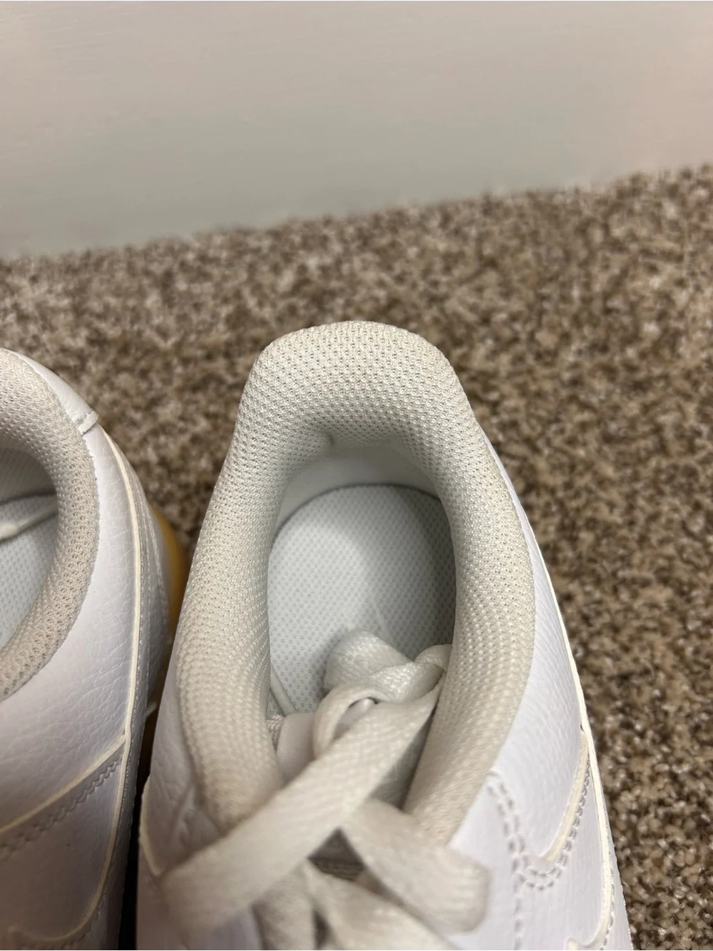 NWF Nike Court Vision Low Size 7 Men's/8.5 Women's